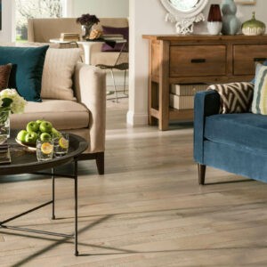 Hardwood flooring for bedroom | Jack's Carpet & Tile
